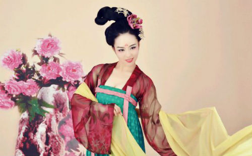美女簪花