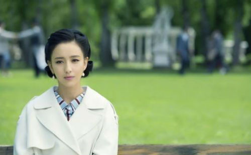 举止大方的女子