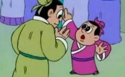 矮人看戏