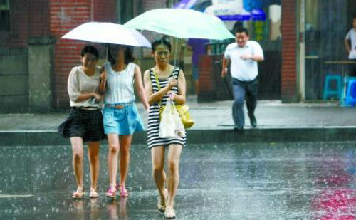 夏天大雨